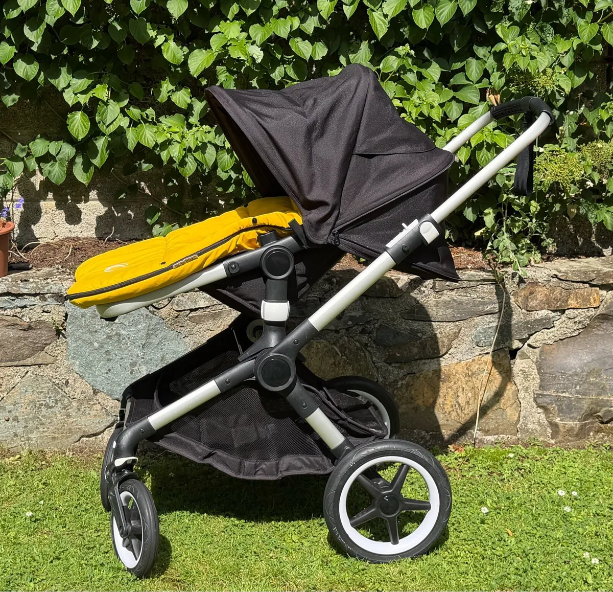Bugaboo Fox2 Pram - Image 3