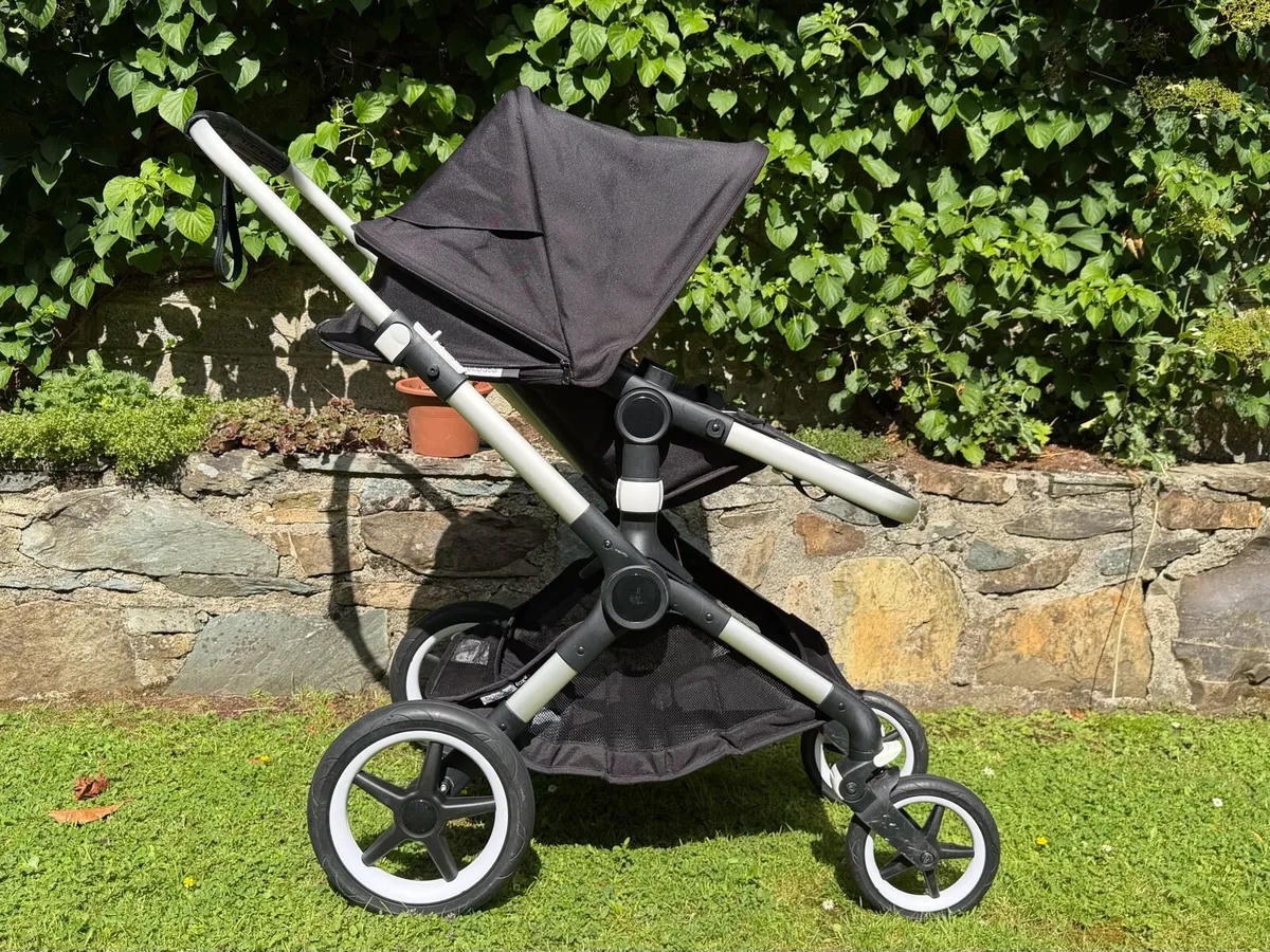 Bugaboo Fox2 Pram - Image 4