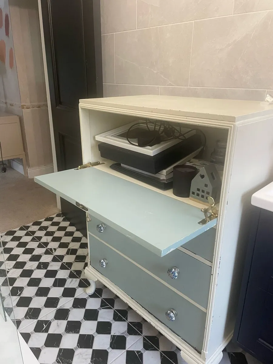 Selection of furniture - Image 3