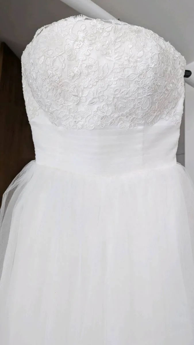 Wedding Dress(A line) - Image 4