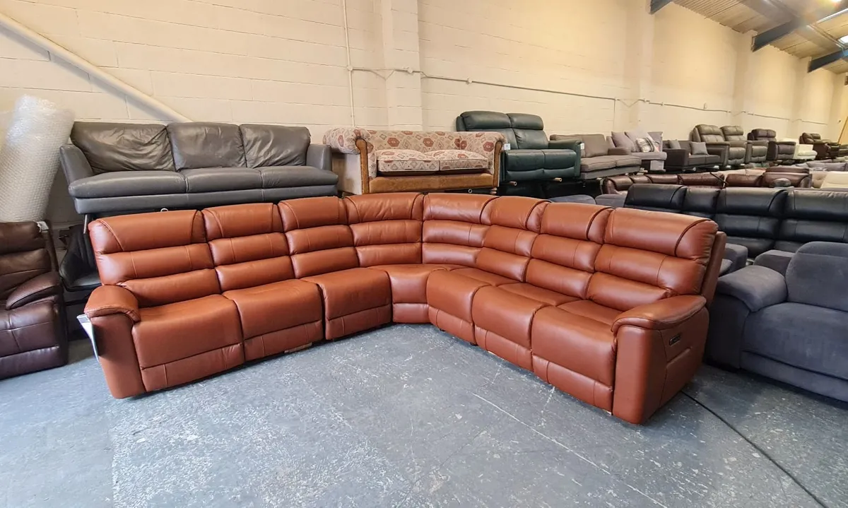 Cleveland brown leather electric corner sofa - Image 1