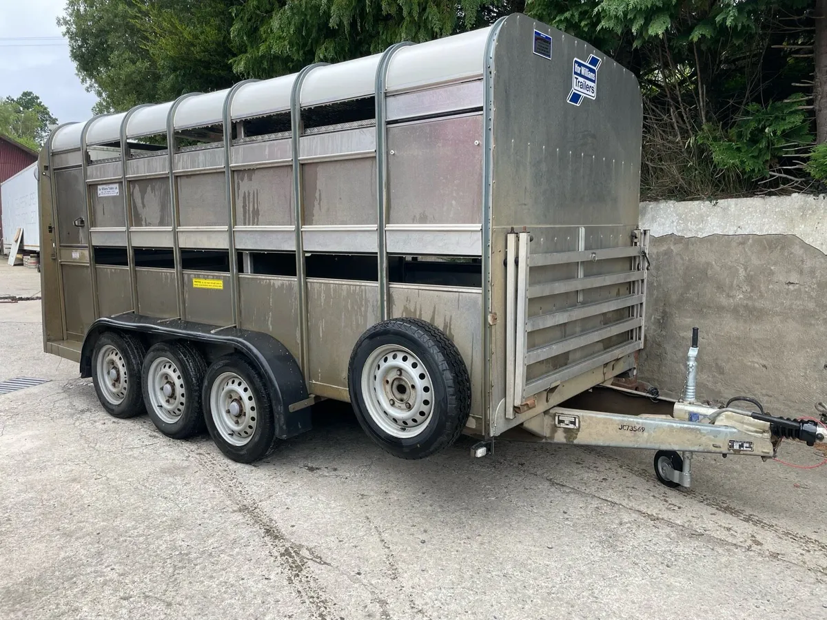 Livestock trailer - Image 1