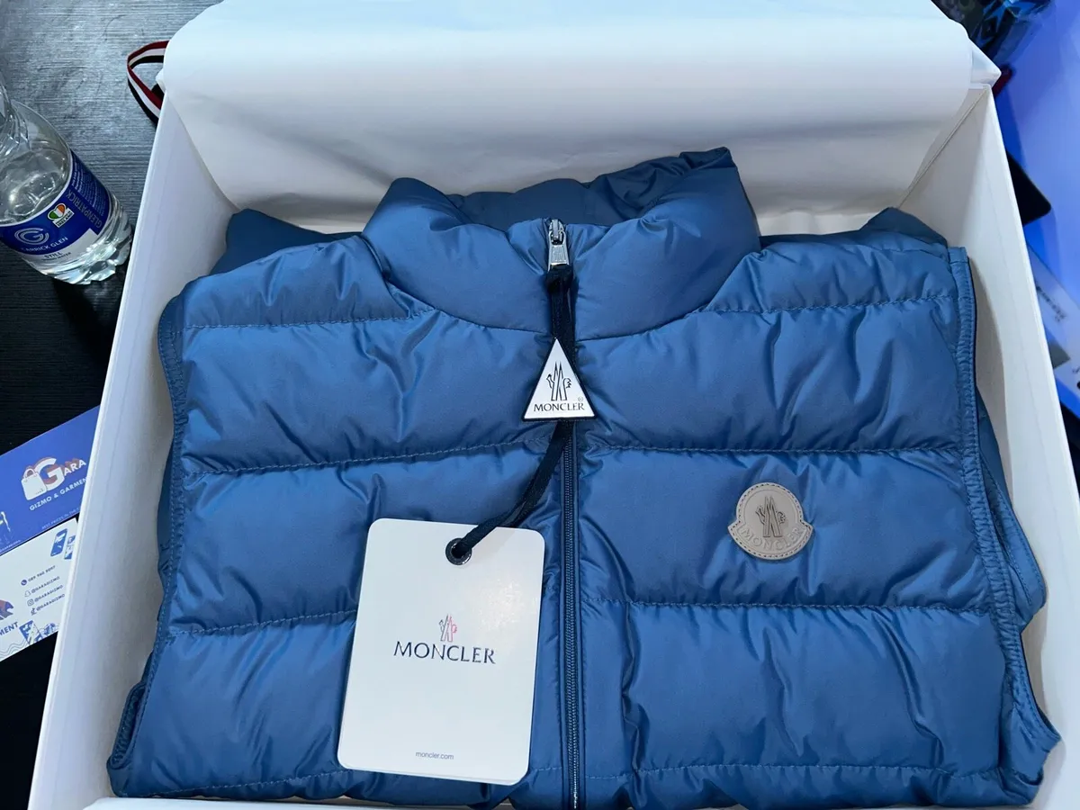 Moncler Lechtal Down Gilet - Image 4