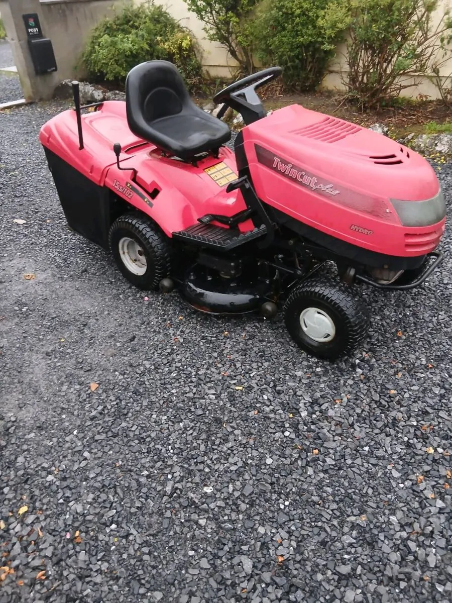 Casilgarden lawnmower  twin cut - Image 1