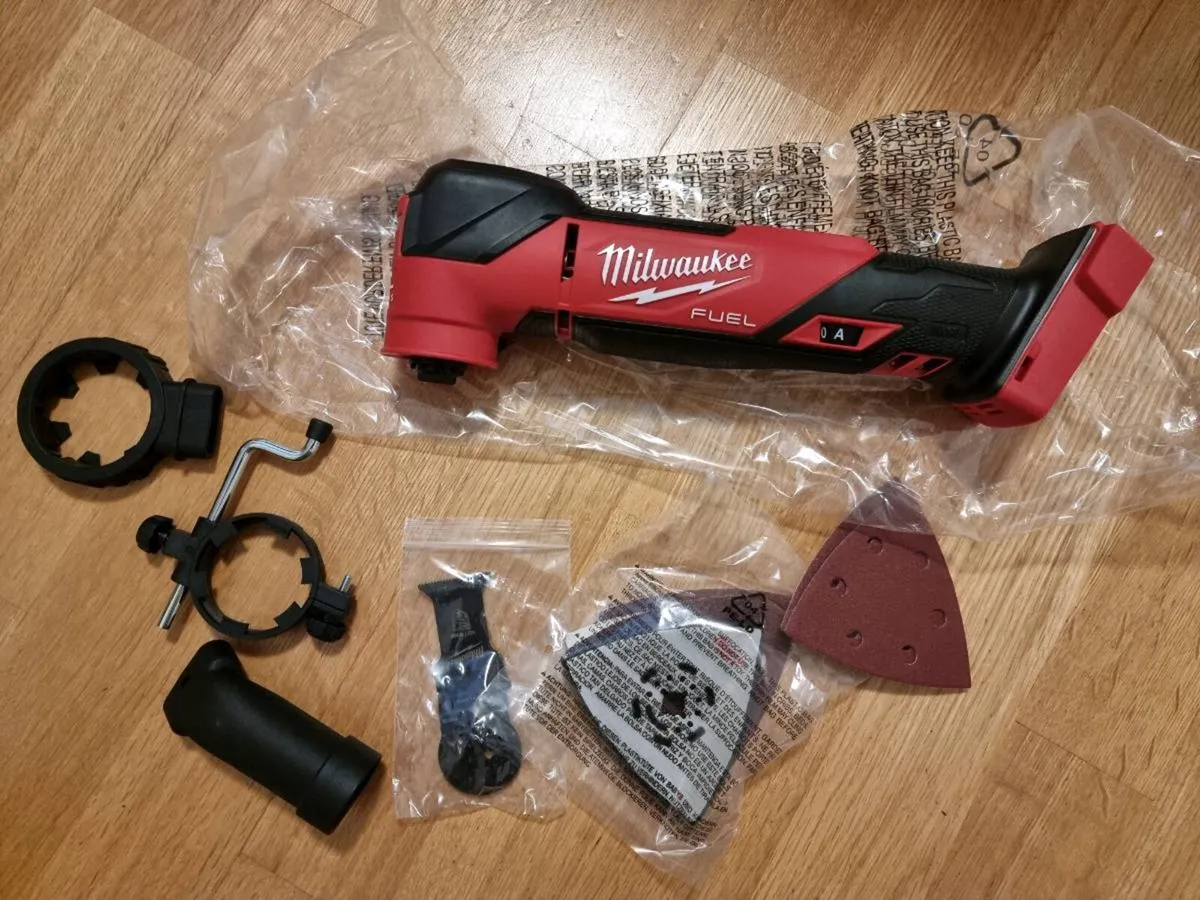 Milwaukee M18FMT Fuel Multi-tool Body - Image 1