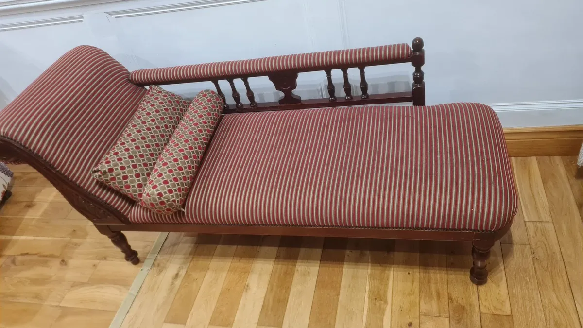 Chaise Longue - Image 1