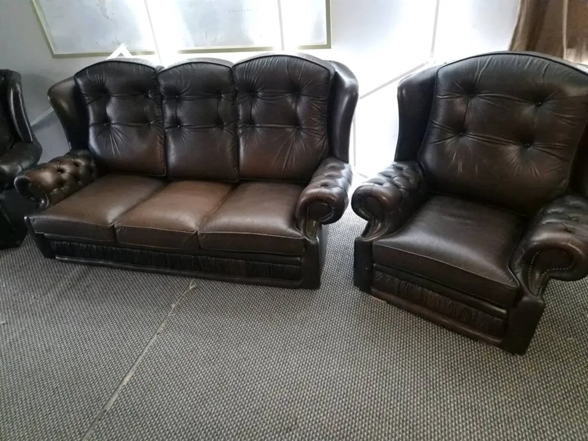 Chesterfield - Image 2
