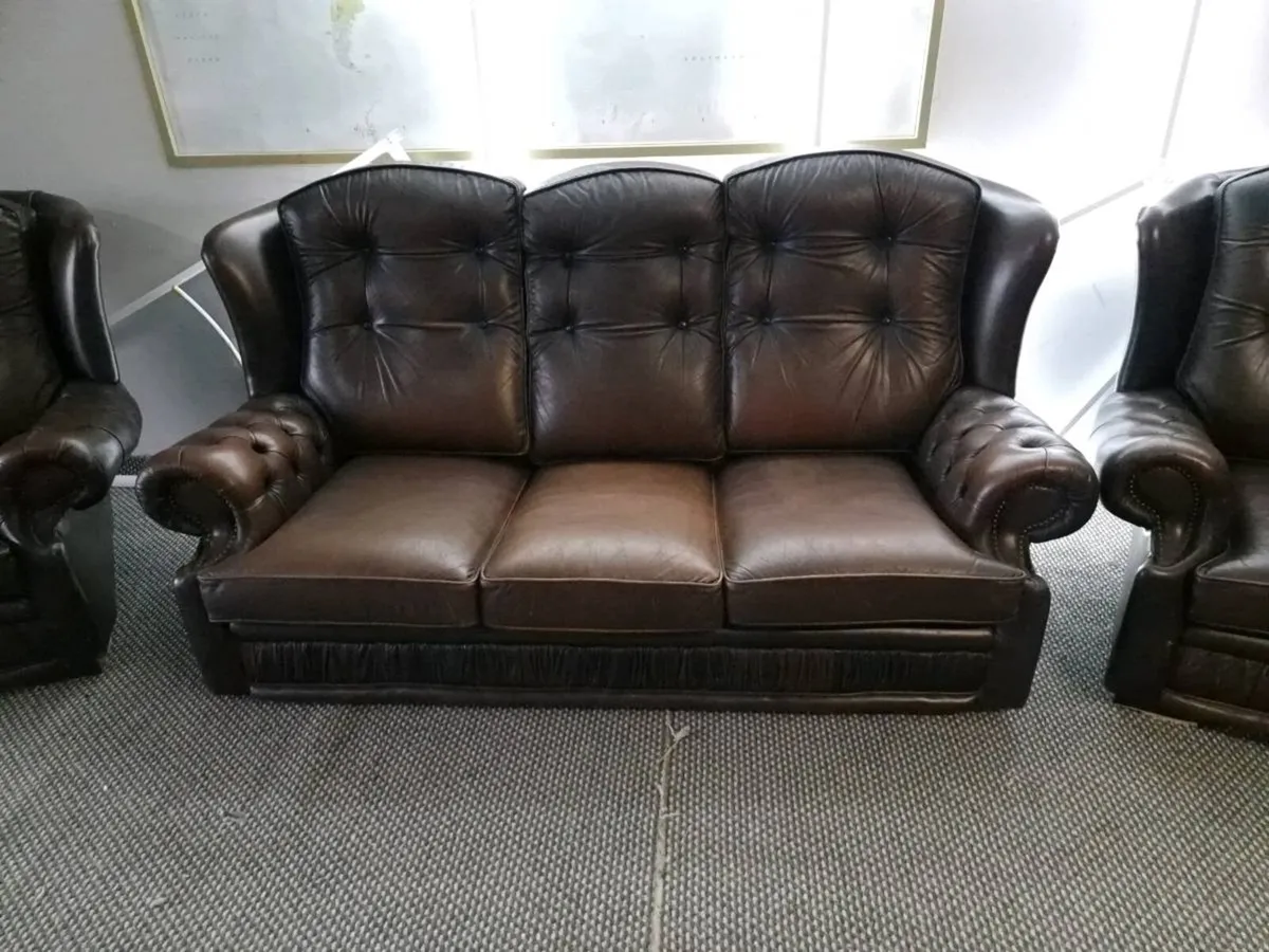 Chesterfield - Image 3