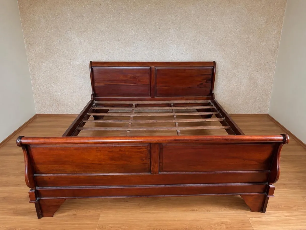 Solid Mahogany super king bed frame - Image 1