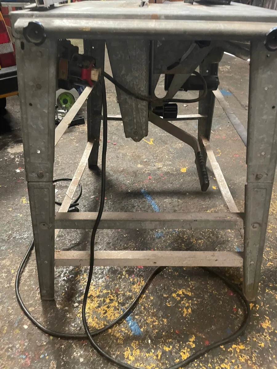 galvanised 240V bench saw - Image 2