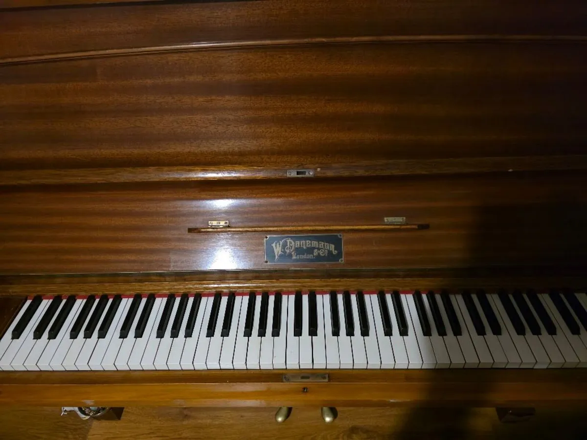 piano - Image 3