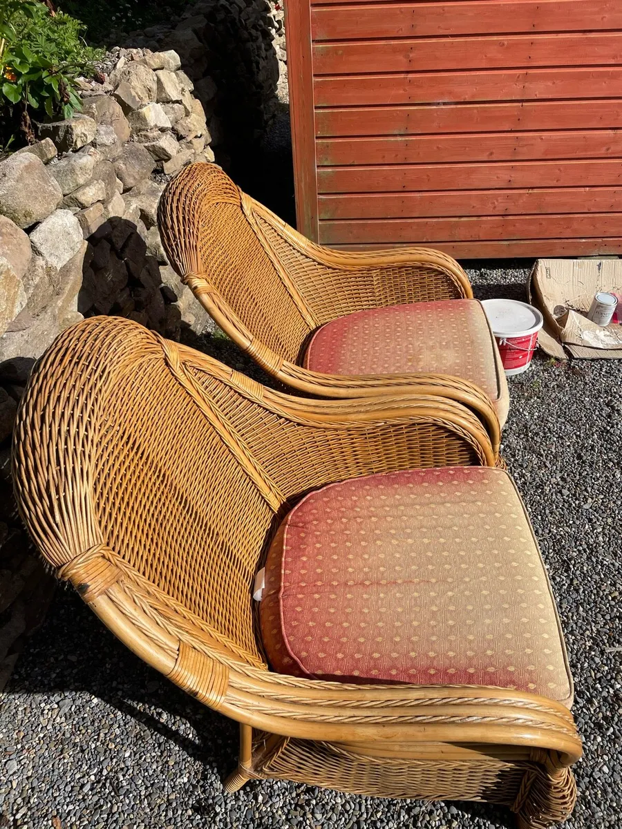 Two Vintage Wicker Chairs - Image 3