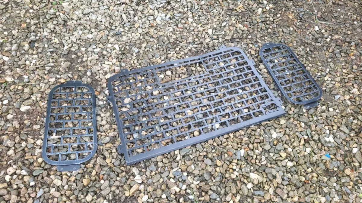 Defender rear window gaurds