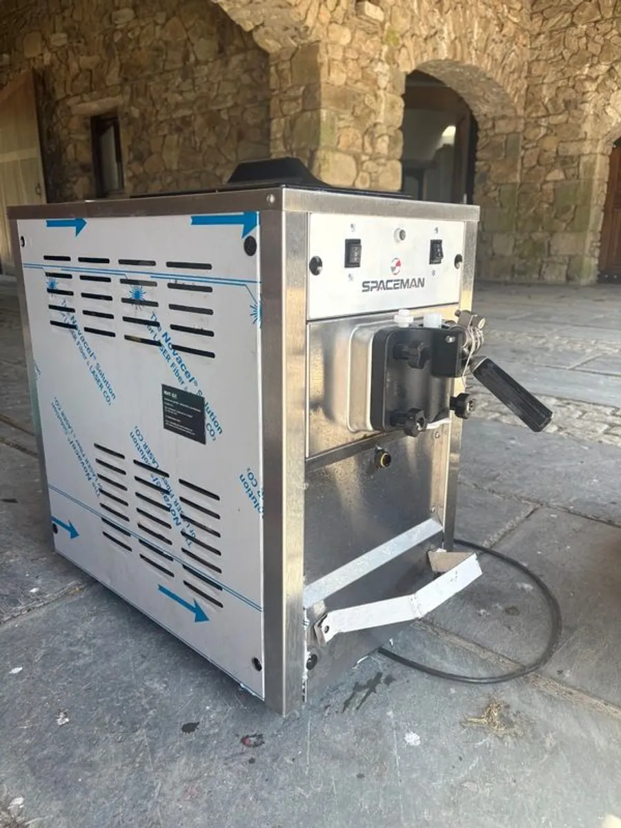 Spaceman T5 Ice Cream Machine - Image 1