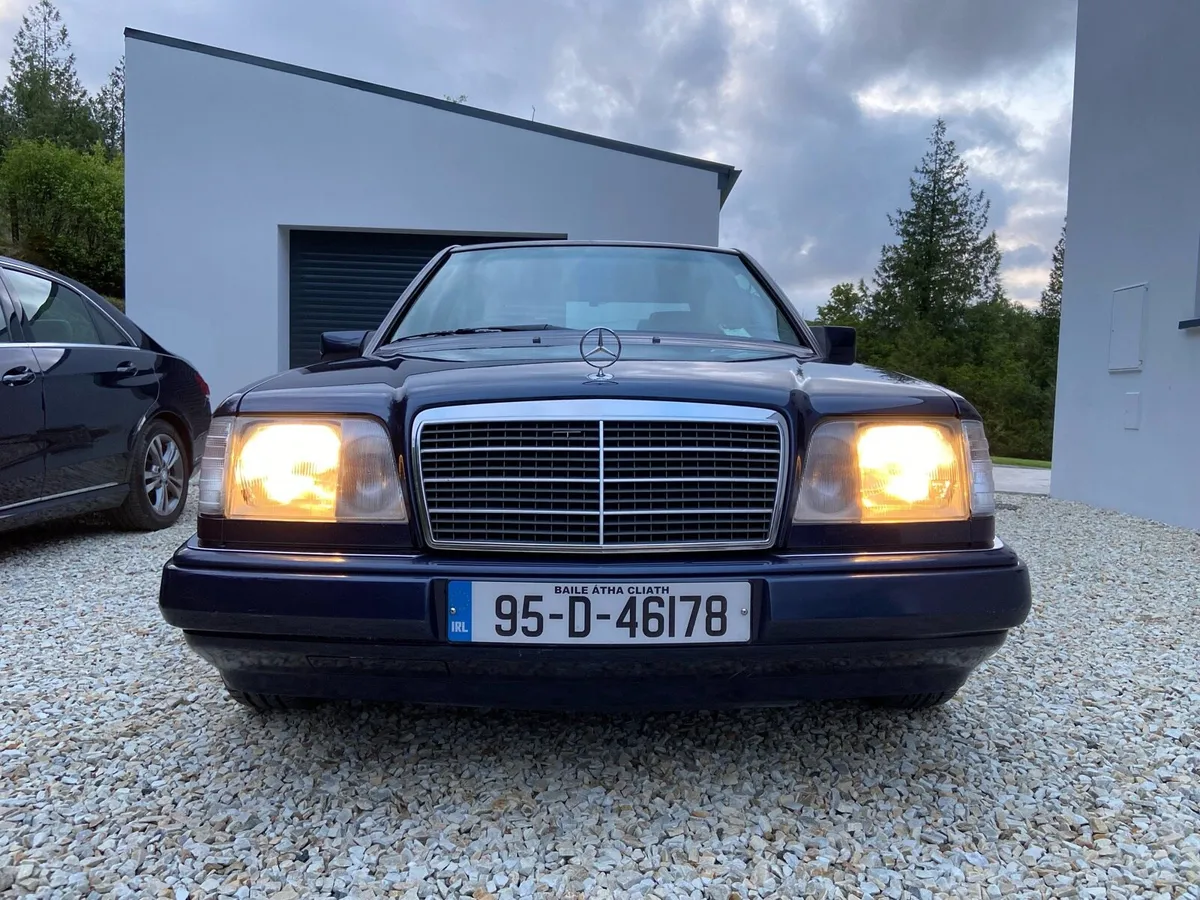 Mercedes E Class W124 - Image 4