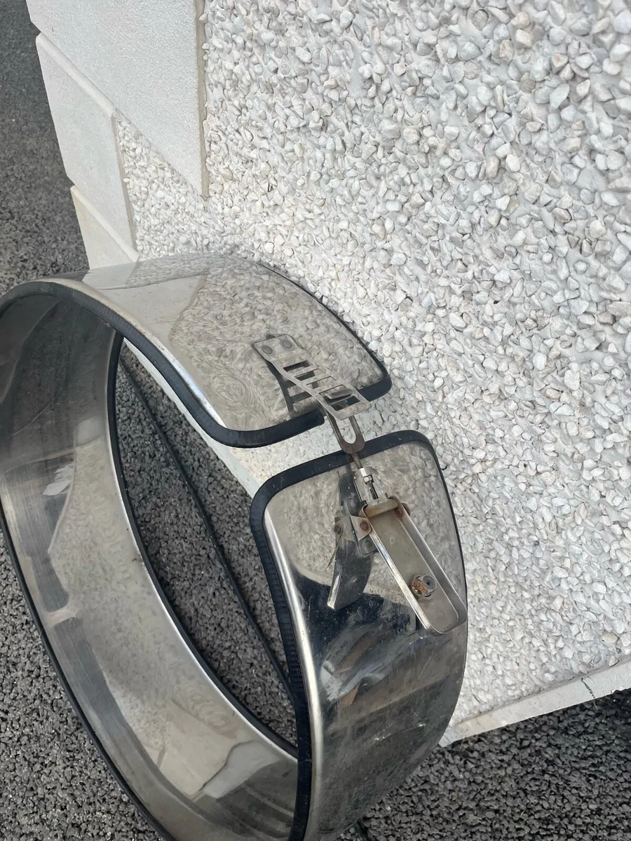 Wheel cover - Image 1