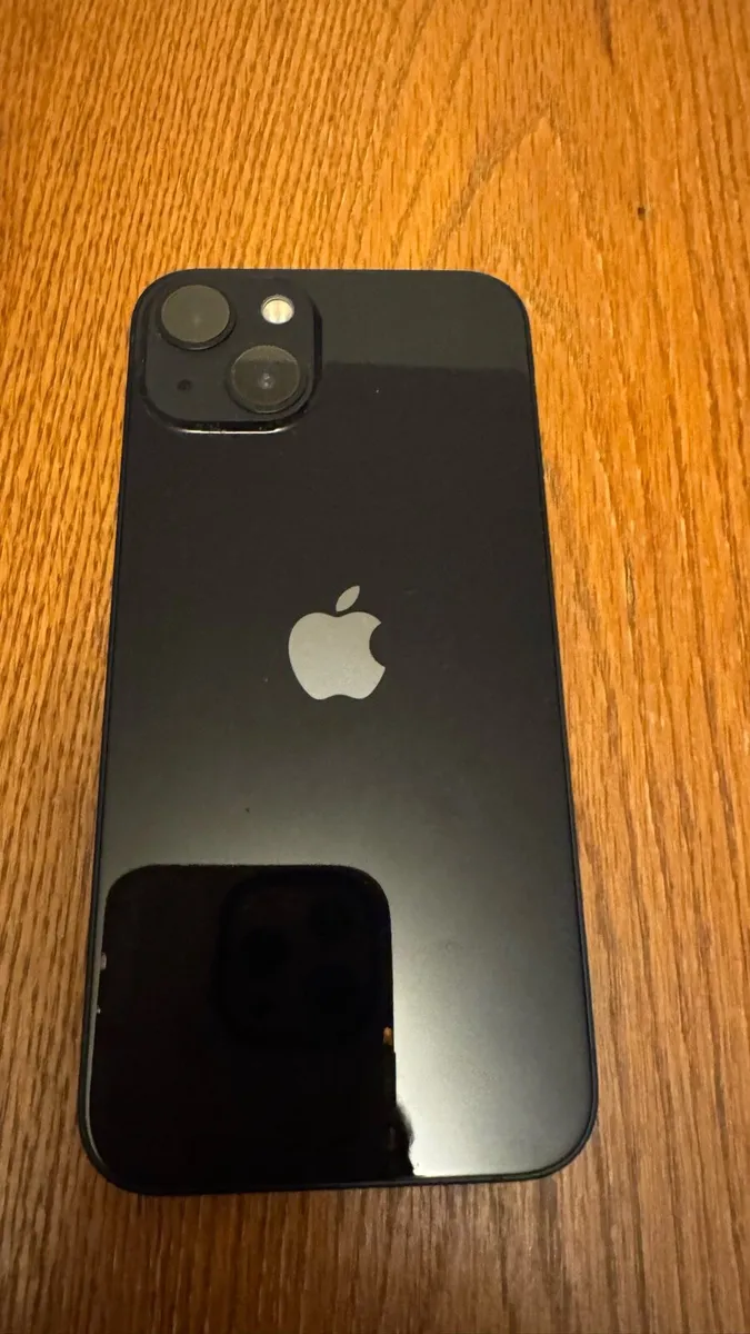 iPhone 13 - Image 1