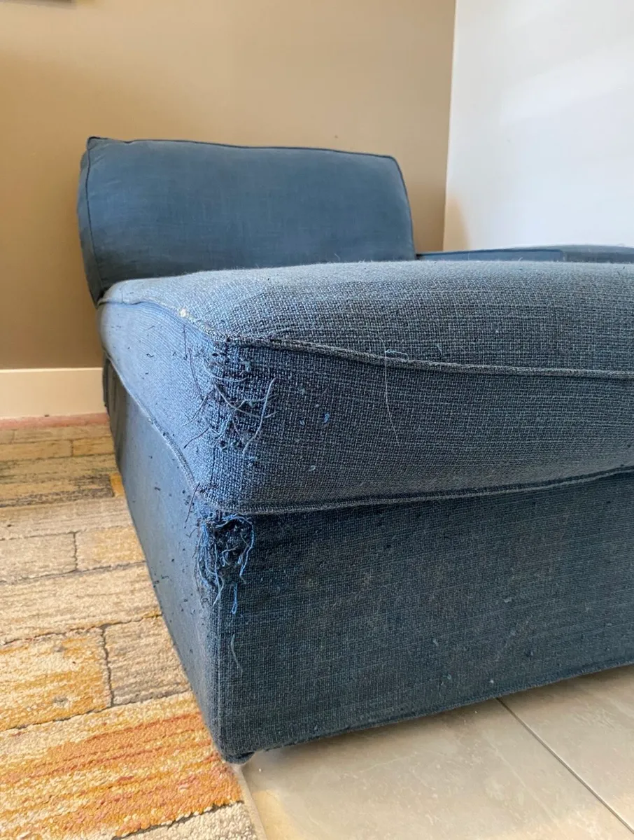 Couch - Image 4