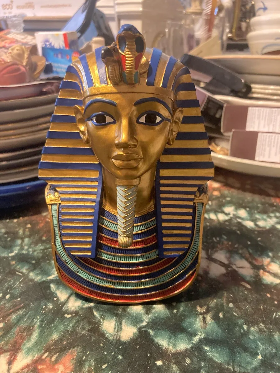 Egyptian head burst free postage - Image 1