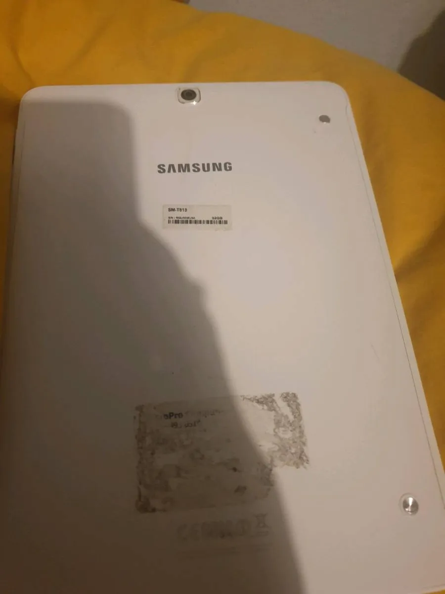 8 SAMSUNG IPADS 3 FULLY WORKING 6 FOR PARTS - Image 3