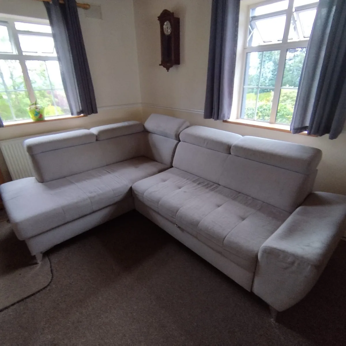 Sofa Corner super condition - Image 1
