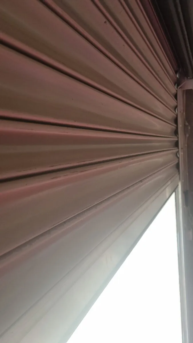 12ft x 8ft electric roller shutter door - Image 4