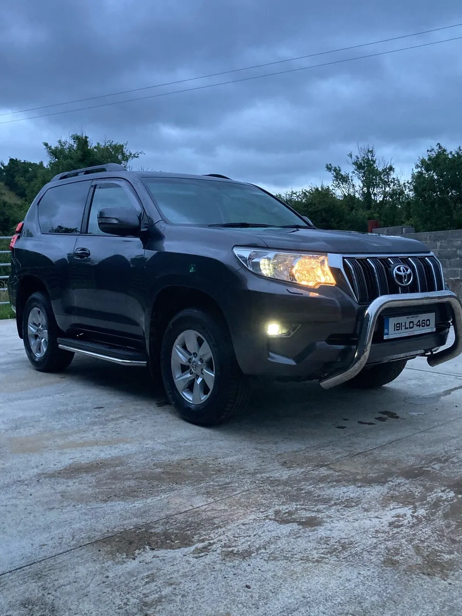 Toyota landcruiser - Image 1
