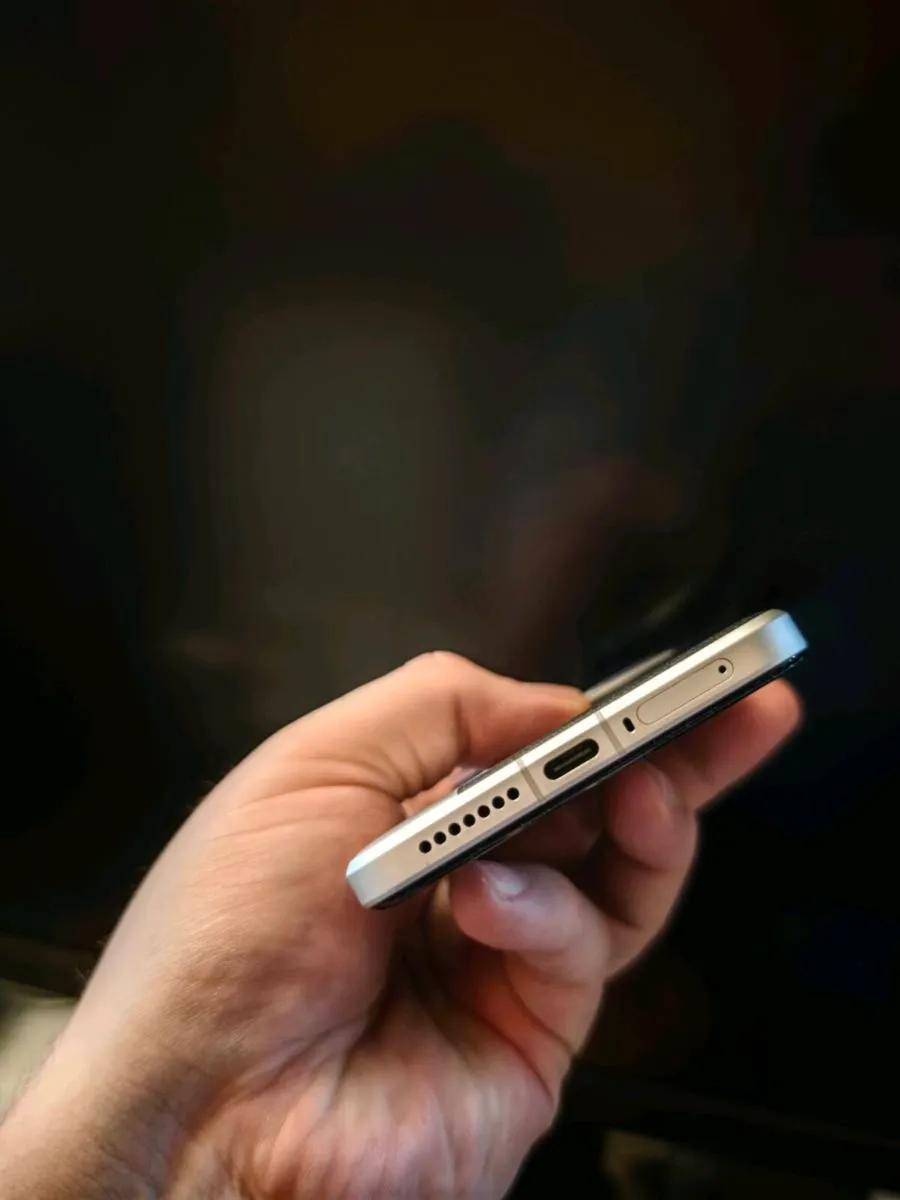 Xiaomi 15 ultra - Image 2