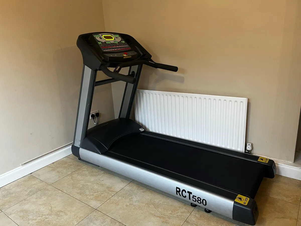 RealLeader RCT580 commercial treadmill - Image 2