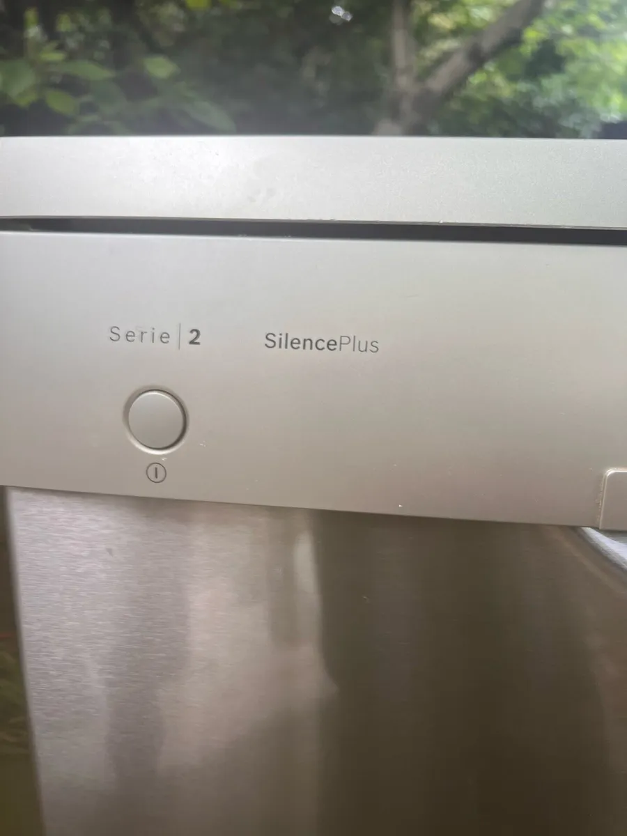 Bosch series 2 dishwasher - Image 3