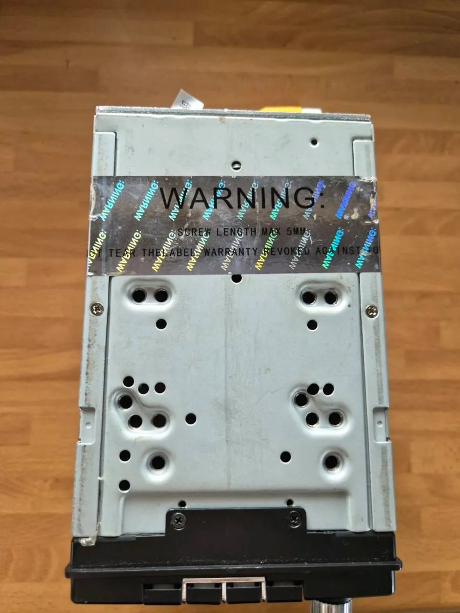 VW CAR STEREO - Image 3