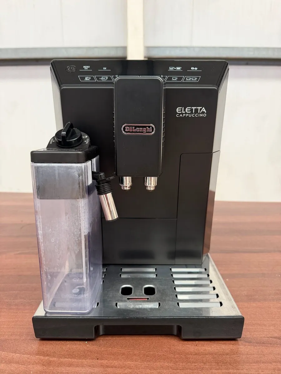 De’Longhi Eletta Cappuccino Coffee Machine - Image 2