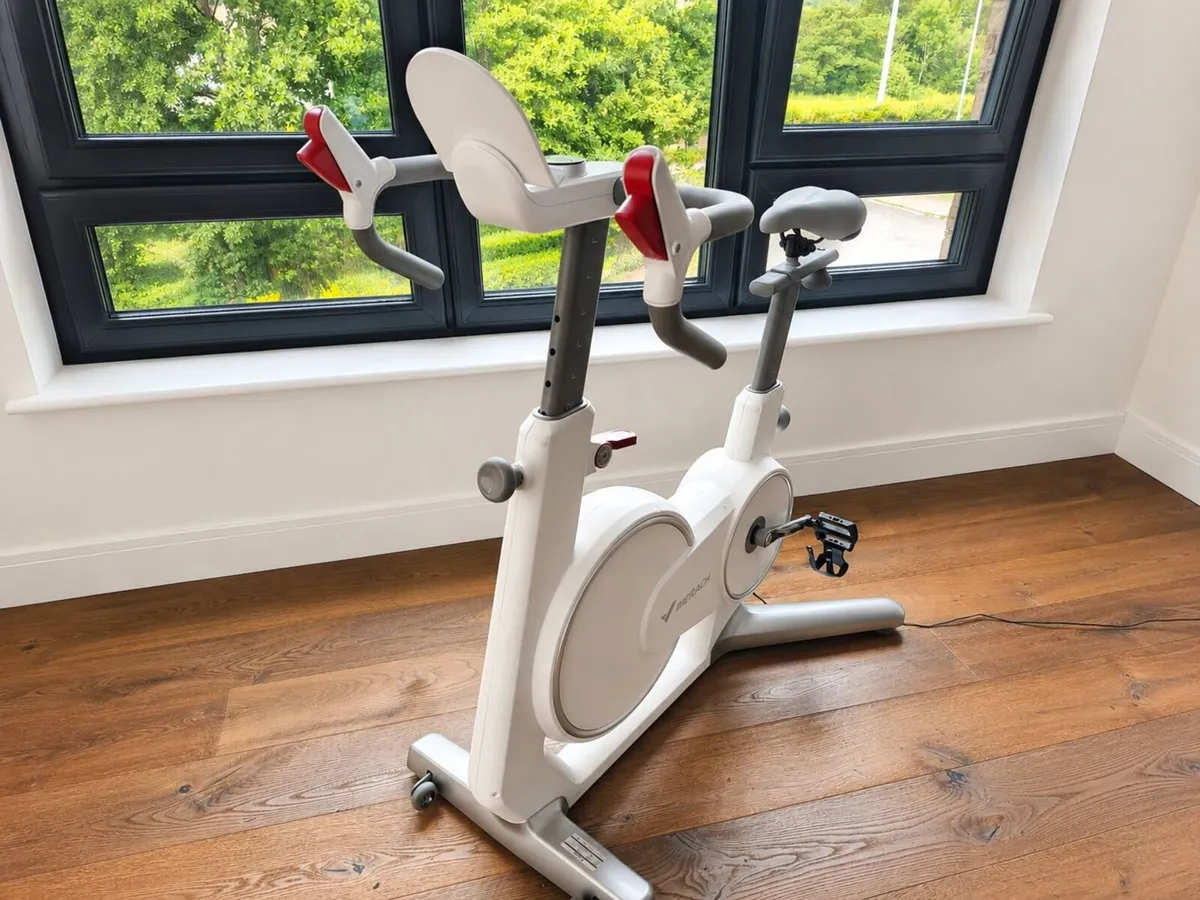 MERACH Swan Smart Exercise Bike – Great Condition - Image 1