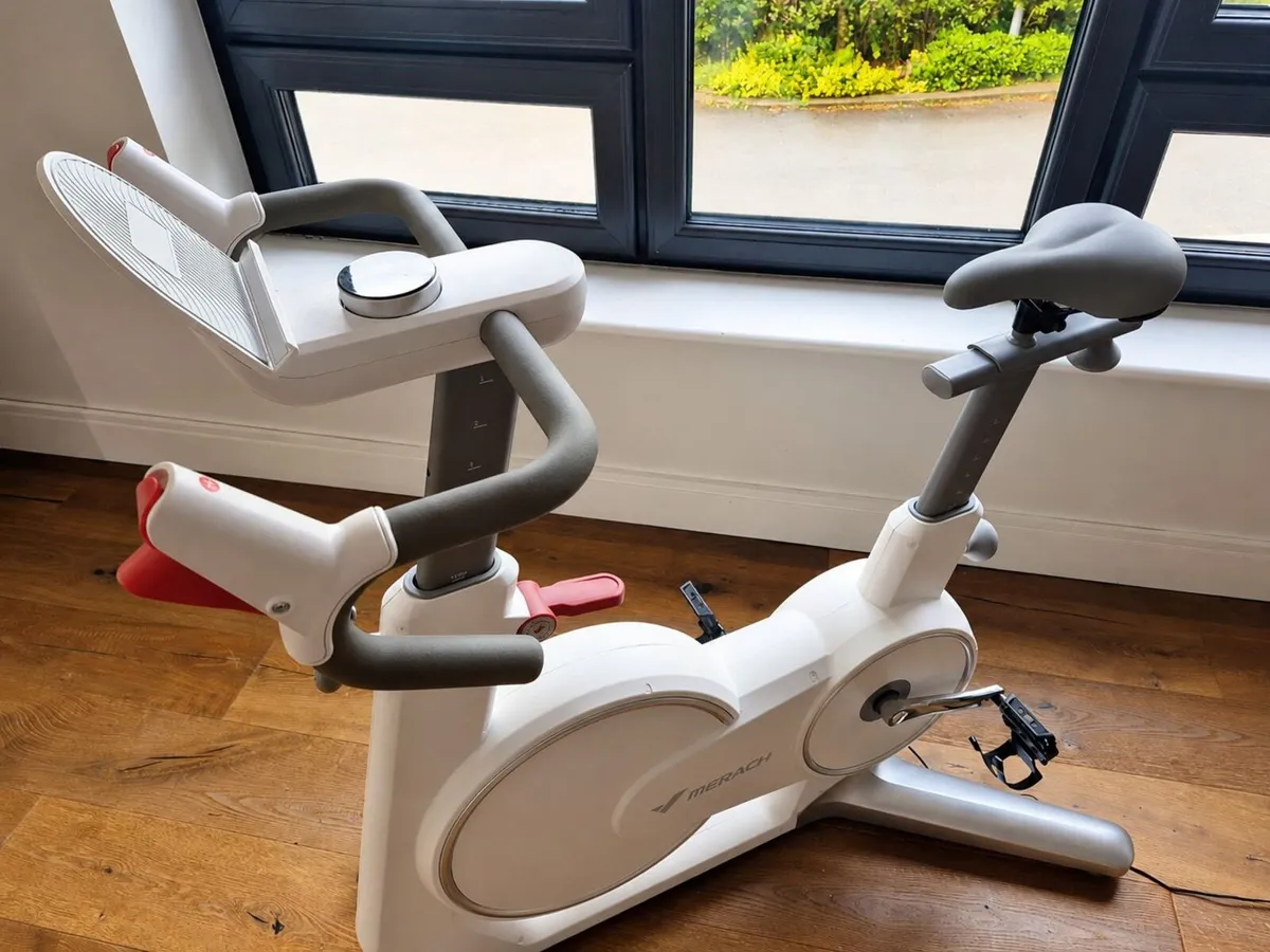 MERACH Swan Smart Exercise Bike – Great Condition - Image 3