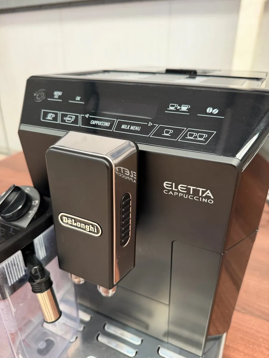 De’Longhi Eletta Cappuccino Coffee Machine - Image 4