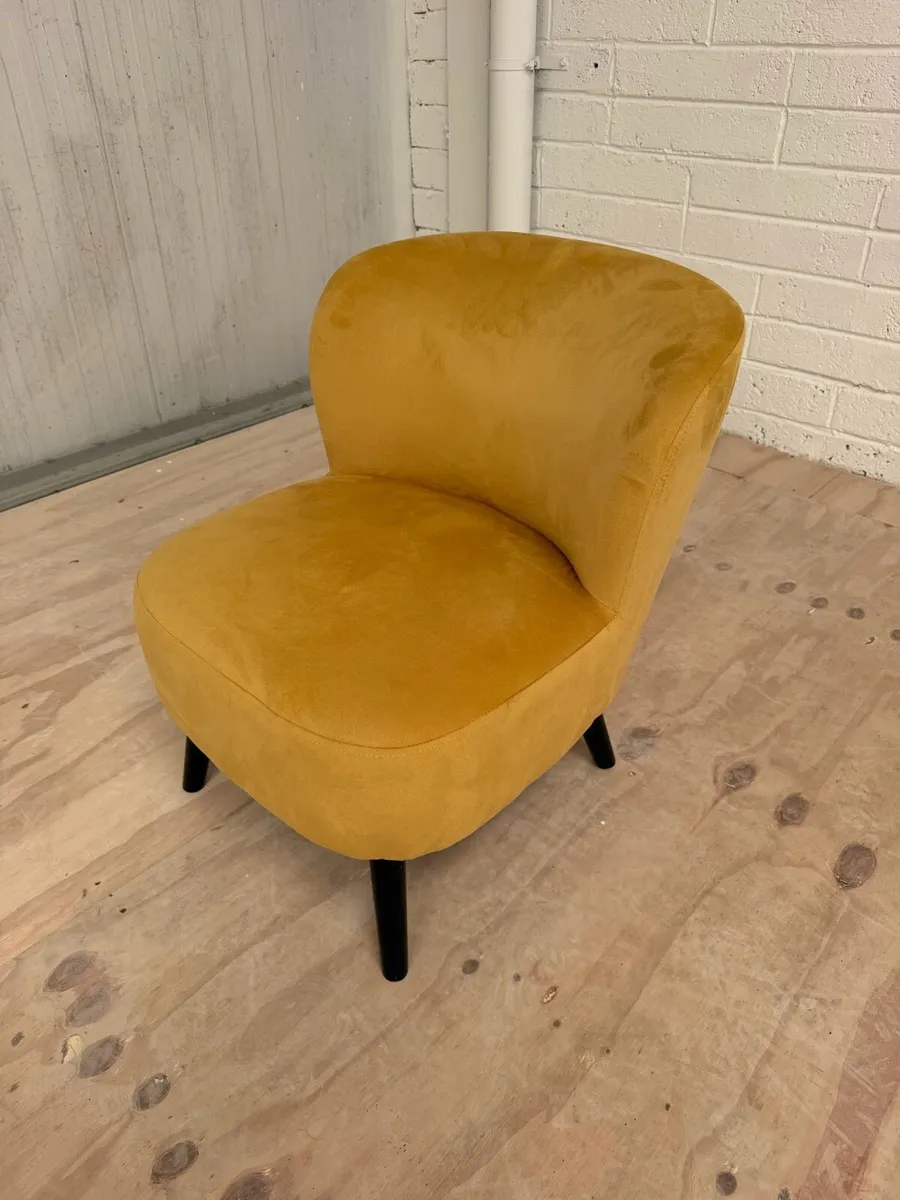 Yellow Velvet Tub Chair – Excellent Condition - Image 2
