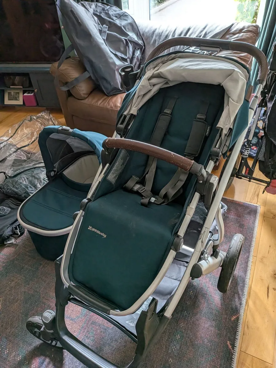 Uppa Baby Vista 2 with accessories - Image 2