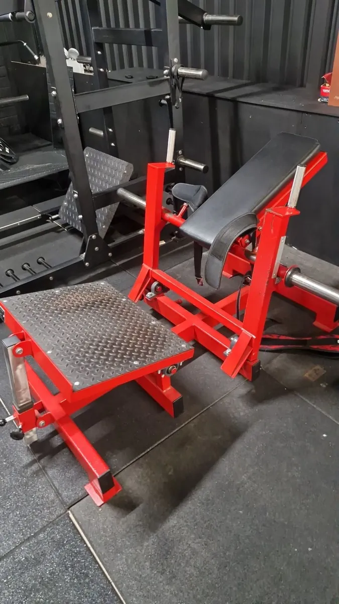 Hip Thrust - Image 1