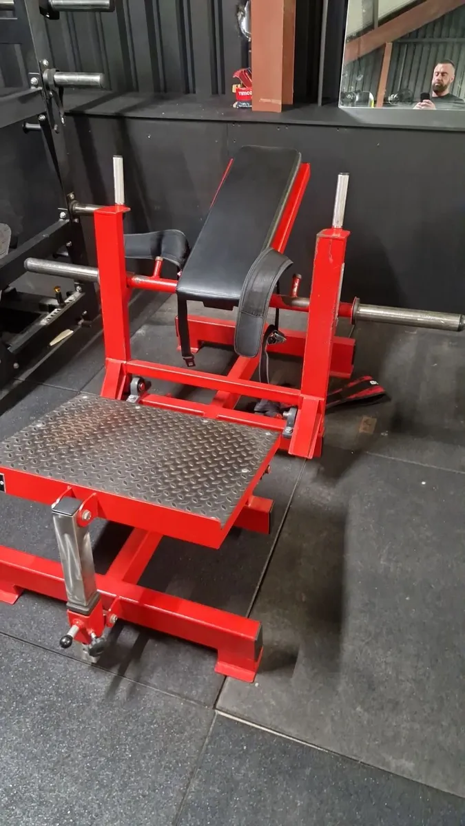 Hip Thrust - Image 2