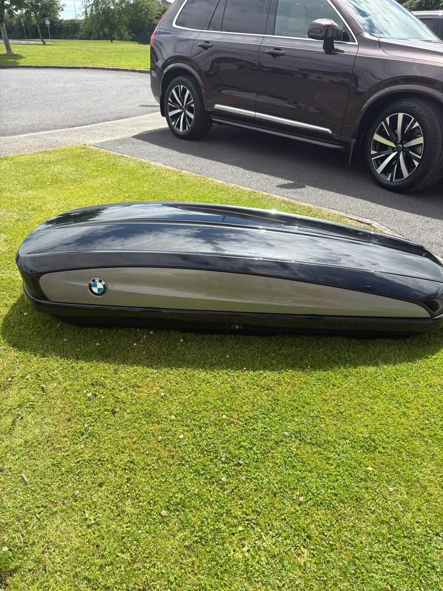 BMW X5 Roof Box and Rails - Image 2