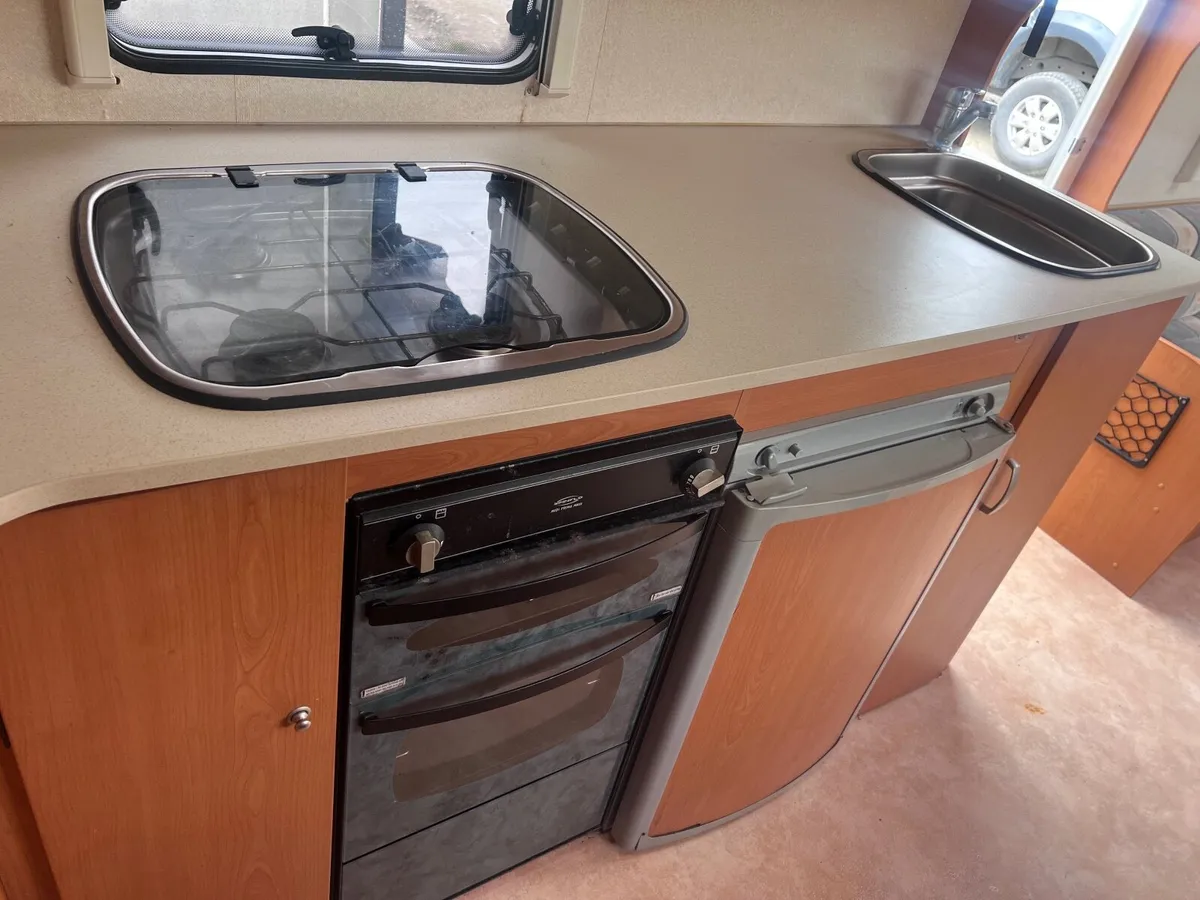 Bailey - Ranger Series 5- Twin Axel & Awning - Image 4