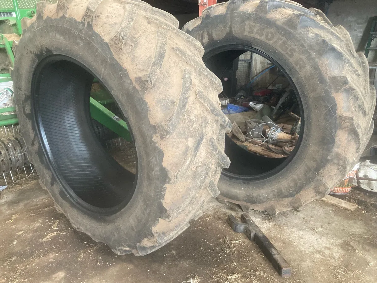 Tractor tyres x 2 sizes read add for details - Image 3