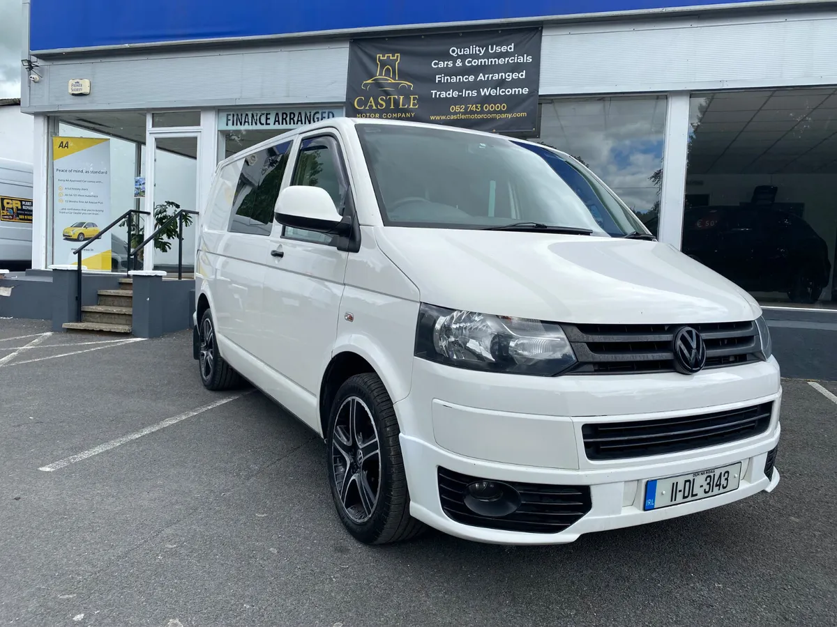 VW TRANSPORTER T5 CREW CAB 2 BERTH CAMPER - Image 1