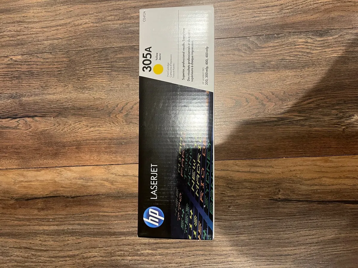 HP CE412A Yellow ink Toner - Image 2