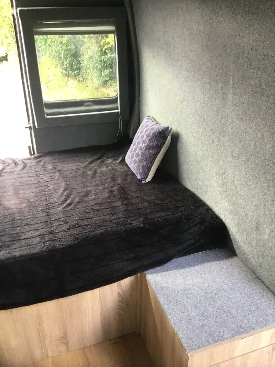 Renault Master Campervan - Image 2