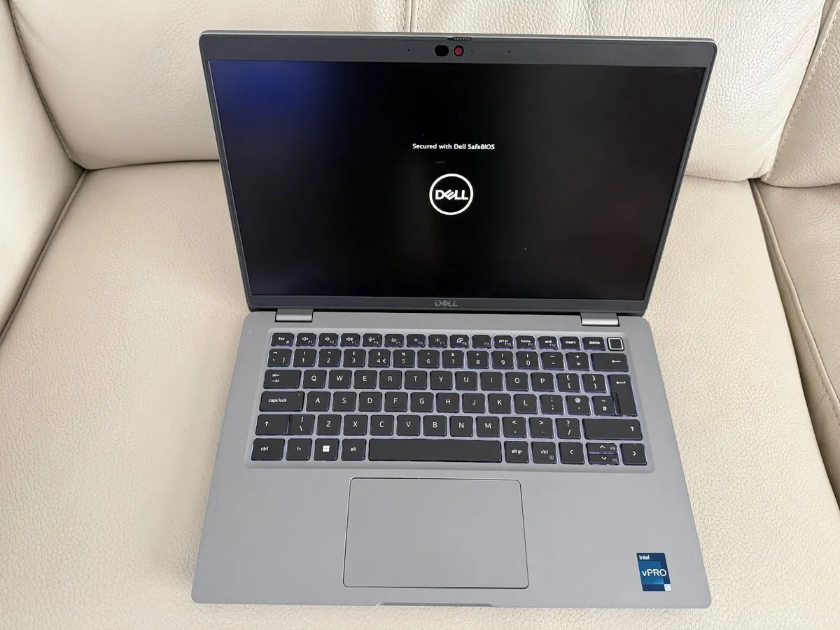 Dell Latitude 5430 i5/16gb/250ssd/win11 - Image 1