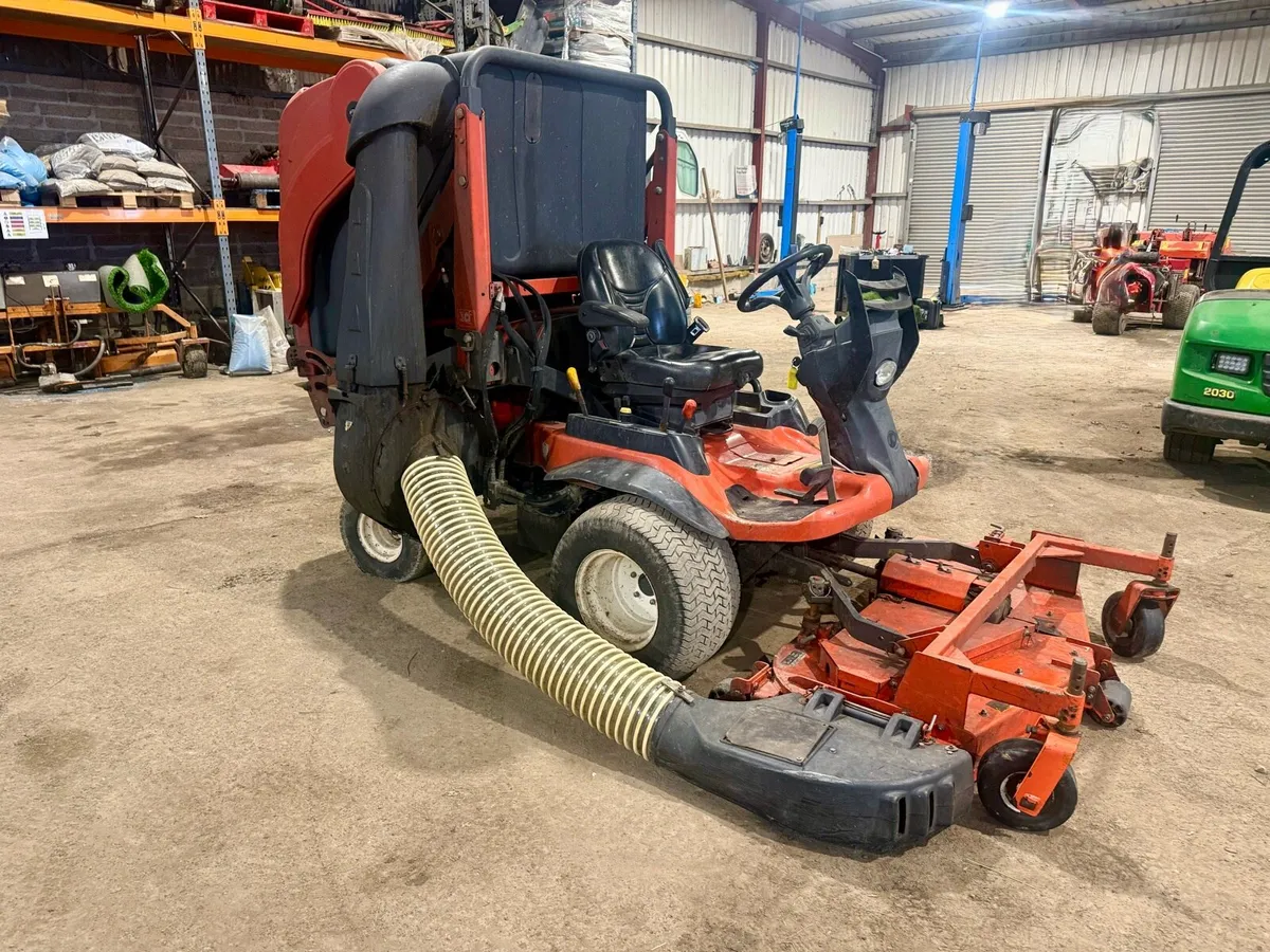 Kubota collector mower - Image 2