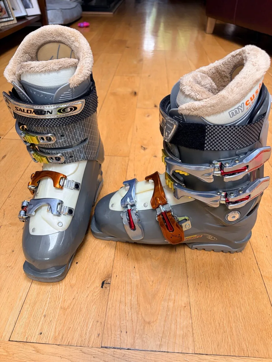 Ski Boots Womens - Image 2