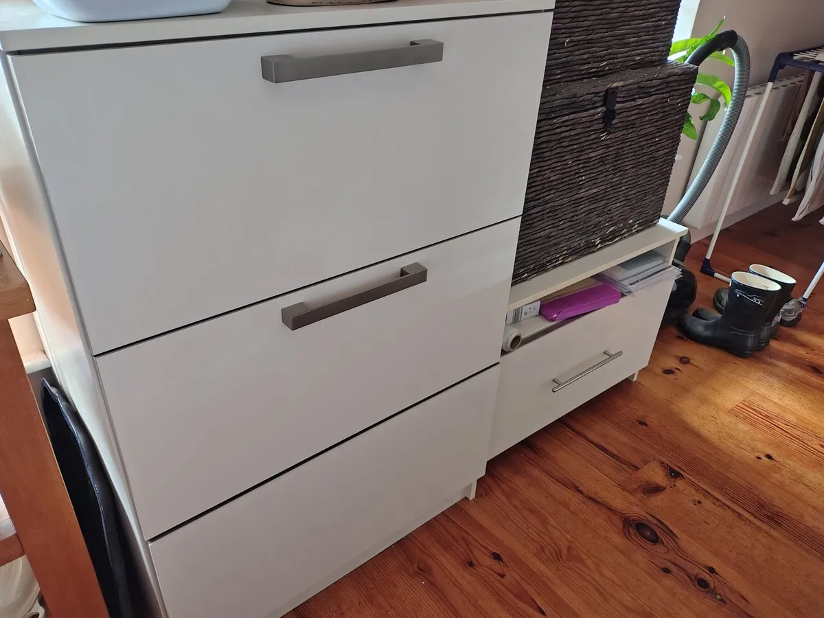Drawer chests, Raised Garden Planters with legs... - Image 2