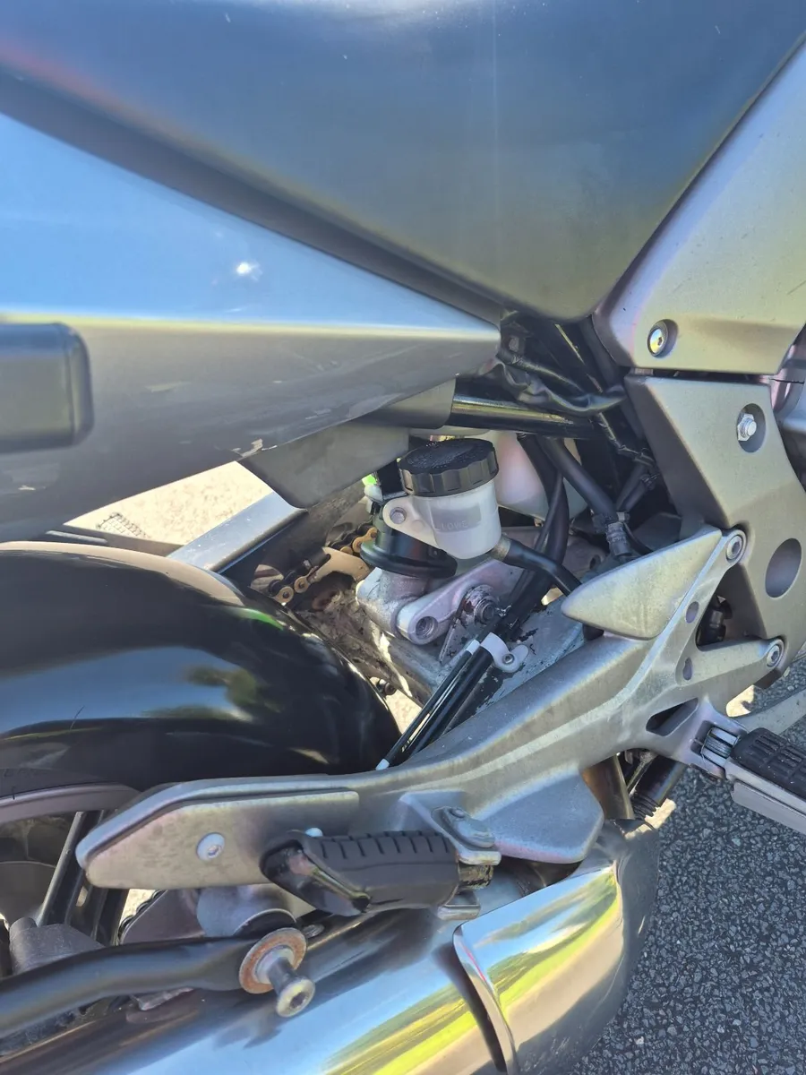 2006 Honda cbf1000 - Image 4